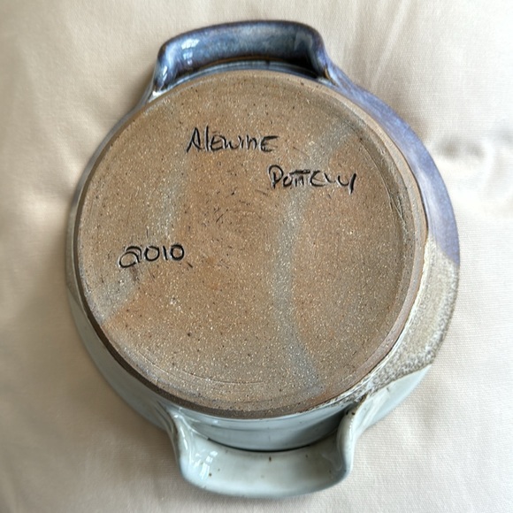 Alewine Pottery - Picture 3 of 3